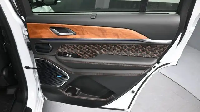 2023 Jeep Grand Cherokee L Summit Reserve