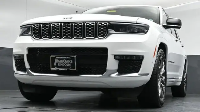2023 Jeep Grand Cherokee L Summit Reserve