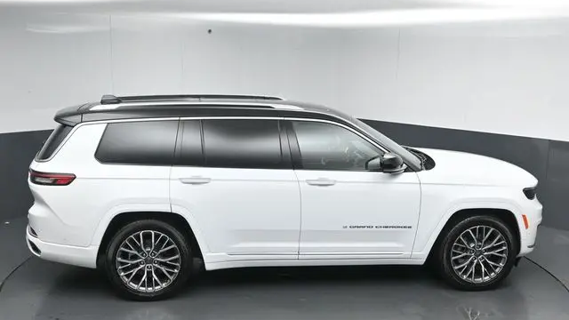 2023 Jeep Grand Cherokee L Summit Reserve