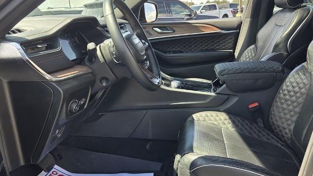 2023 Jeep Grand Cherokee L Summit Reserve