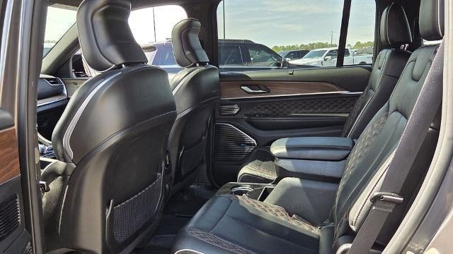 2023 Jeep Grand Cherokee L Summit Reserve