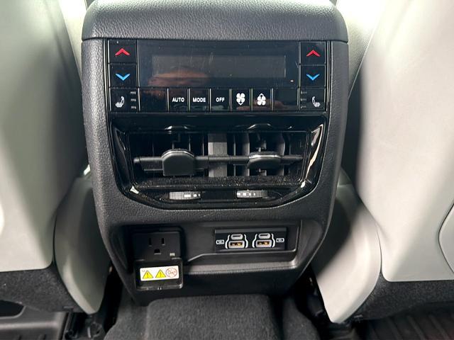 2023 Jeep Cherokee - $35,988