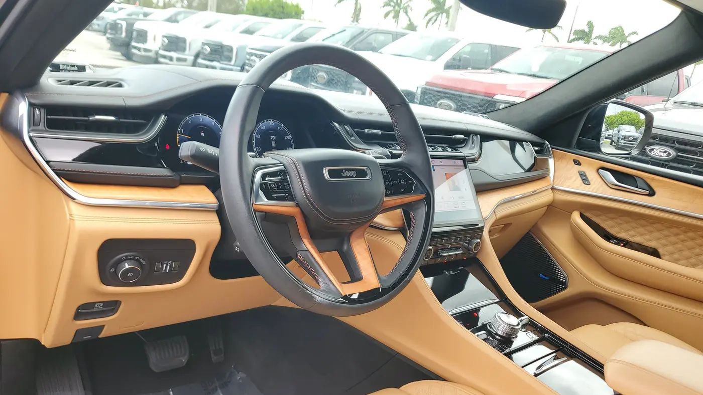 2024 Jeep Grand Cherokee L Summit