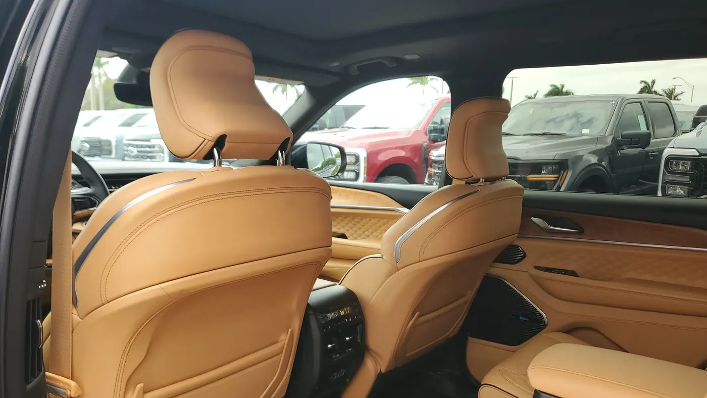 2024 Jeep Grand Cherokee L Summit