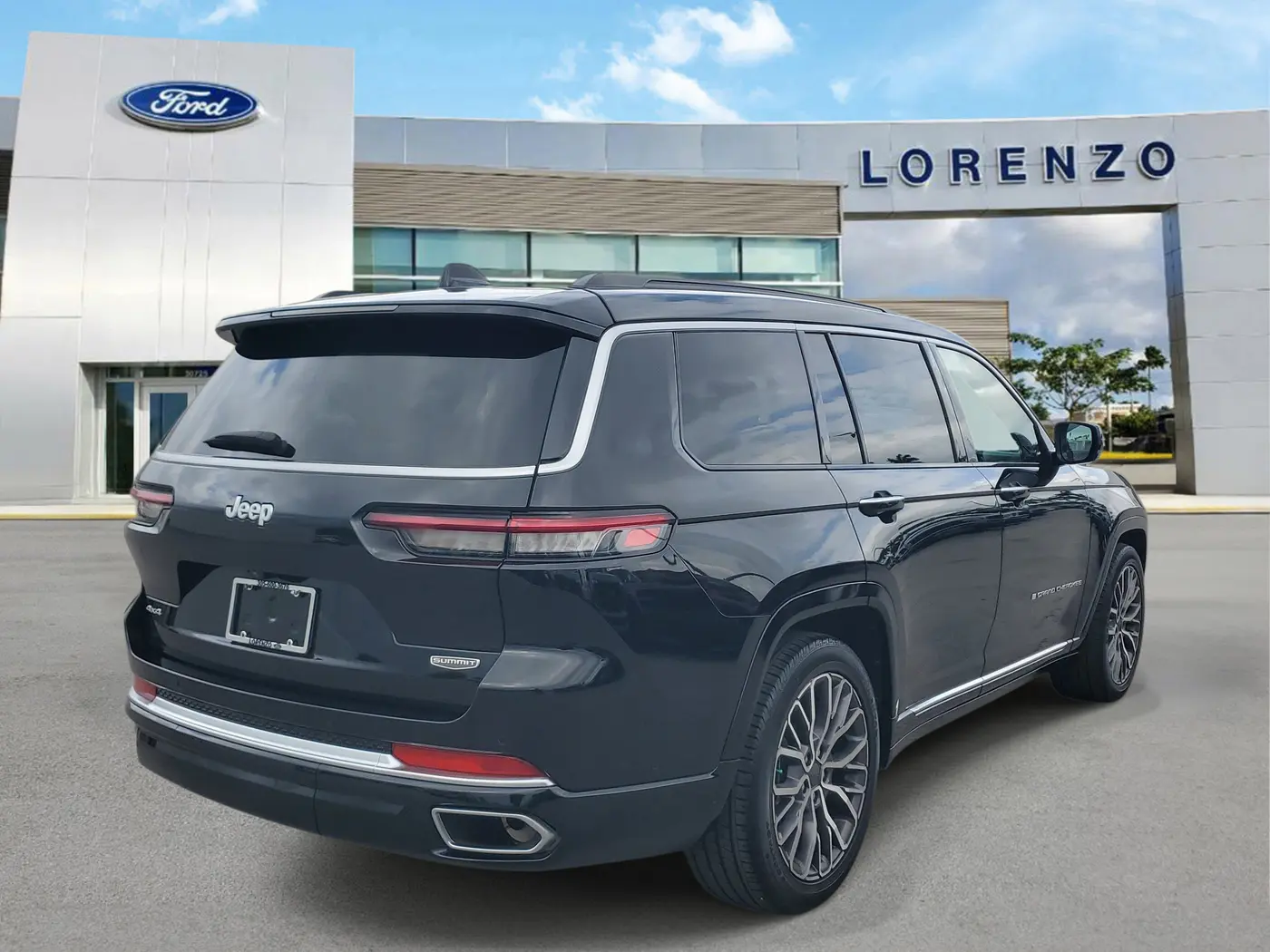 2024 Jeep Cherokee - $44,880