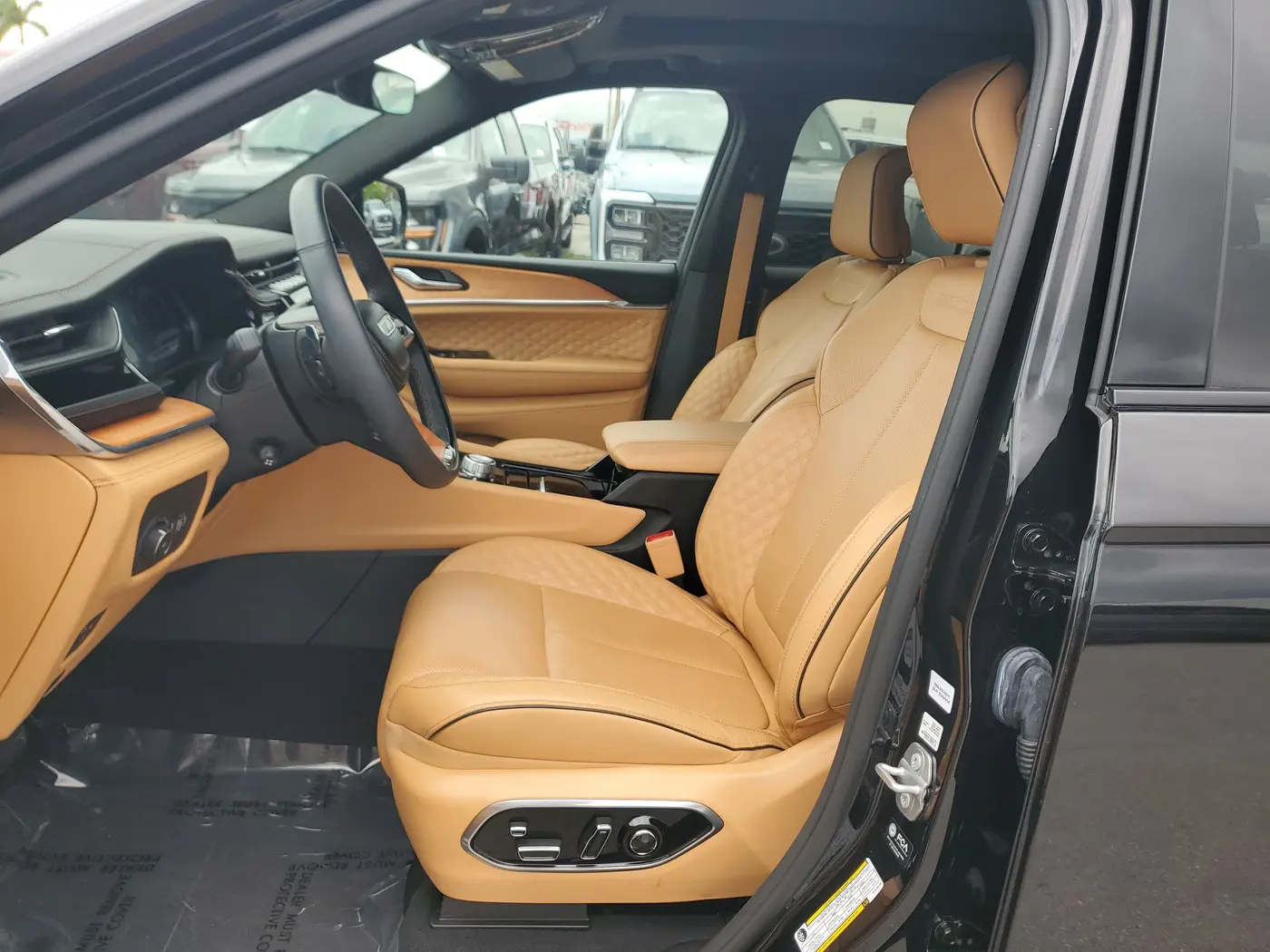 2024 Jeep Cherokee - $44,880