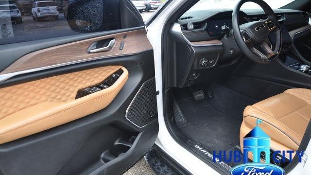 2023 Jeep Grand Cherokee L Summit