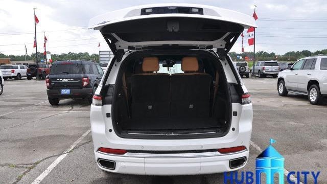 2023 Jeep Grand Cherokee L Summit