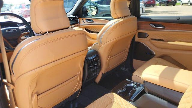 2024 Jeep Grand Cherokee L Summit