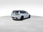 2024 Grand Cherokee L Thumbnail 4