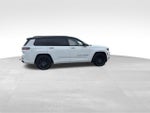 2024 Grand Cherokee L Thumbnail 5
