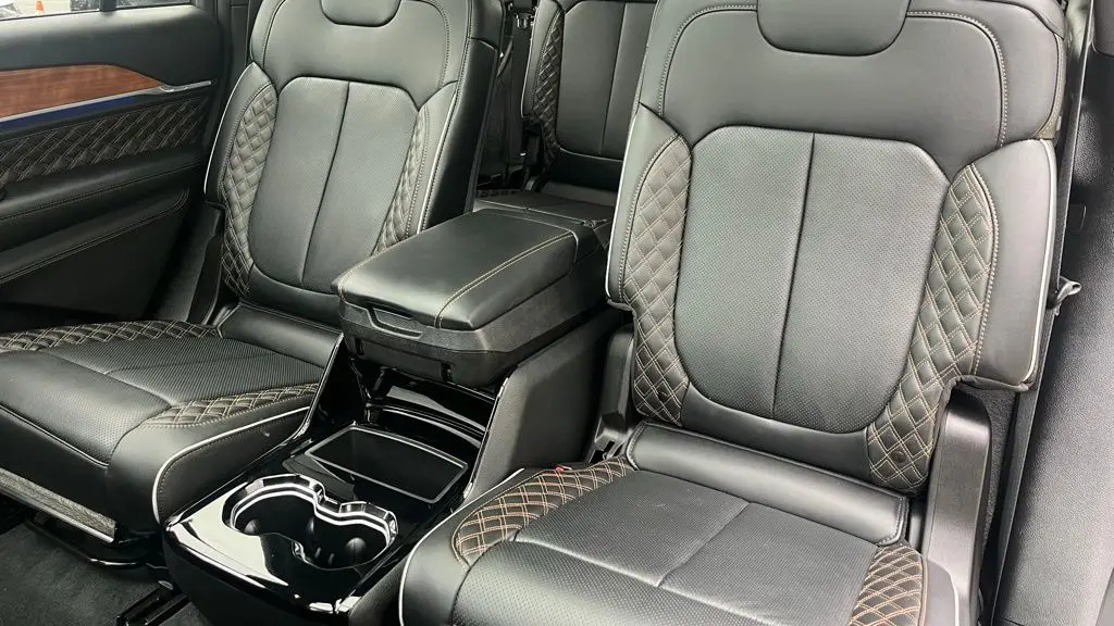 2025 Jeep Grand Cherokee L Summit Reserve