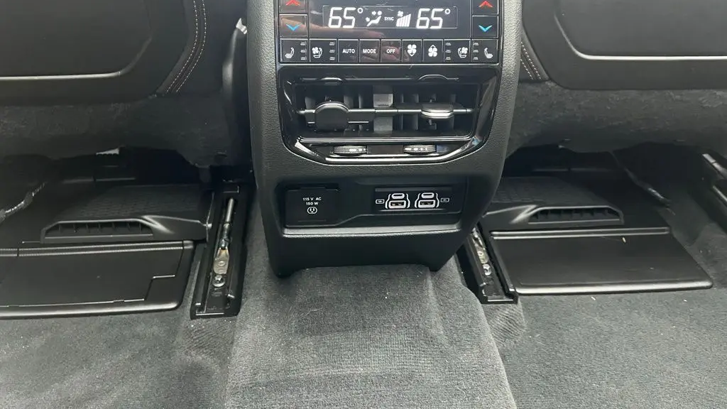 2025 Jeep Grand Cherokee L Summit Reserve