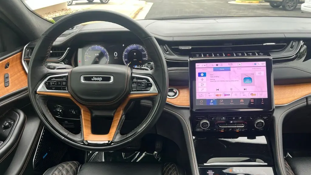 2025 Jeep Grand Cherokee L Summit Reserve