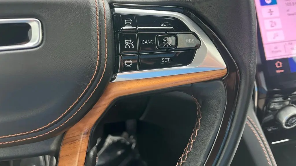 2025 Jeep Grand Cherokee L Summit Reserve
