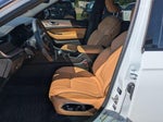 2025 Grand Cherokee L Thumbnail 4