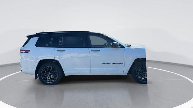 2024 Jeep Grand Cherokee L Summit