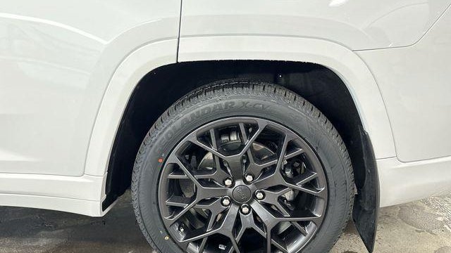 2024 Jeep Grand Cherokee L Summit