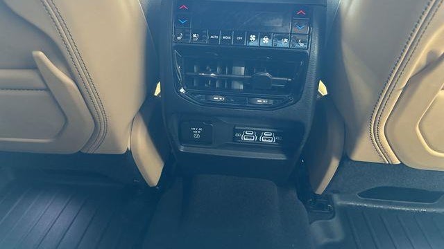 2024 Jeep Grand Cherokee L Summit