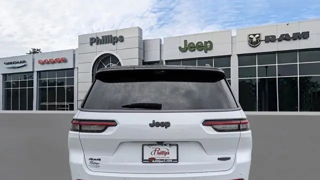 2026 Jeep Grand Cherokee L Summit