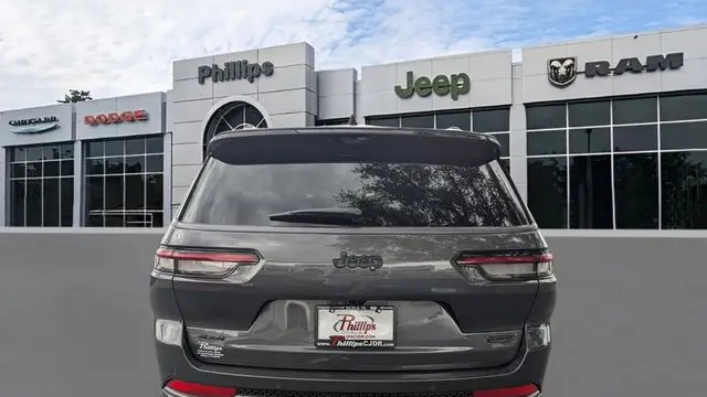 2026 Jeep Grand Cherokee L Summit