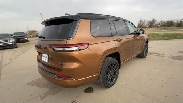 2026 Jeep Grand Cherokee L Summit