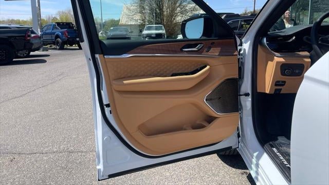 2026 Jeep Grand Cherokee L Summit