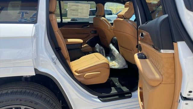 2026 Jeep Grand Cherokee L Summit