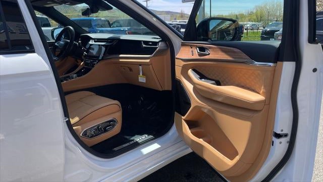 2026 Jeep Grand Cherokee L Summit