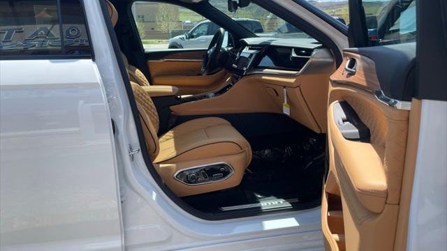 2026 Jeep Grand Cherokee L Summit