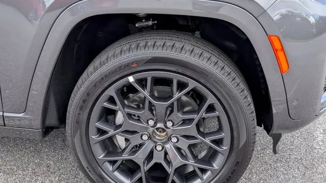 2026 Jeep Grand Cherokee L Summit