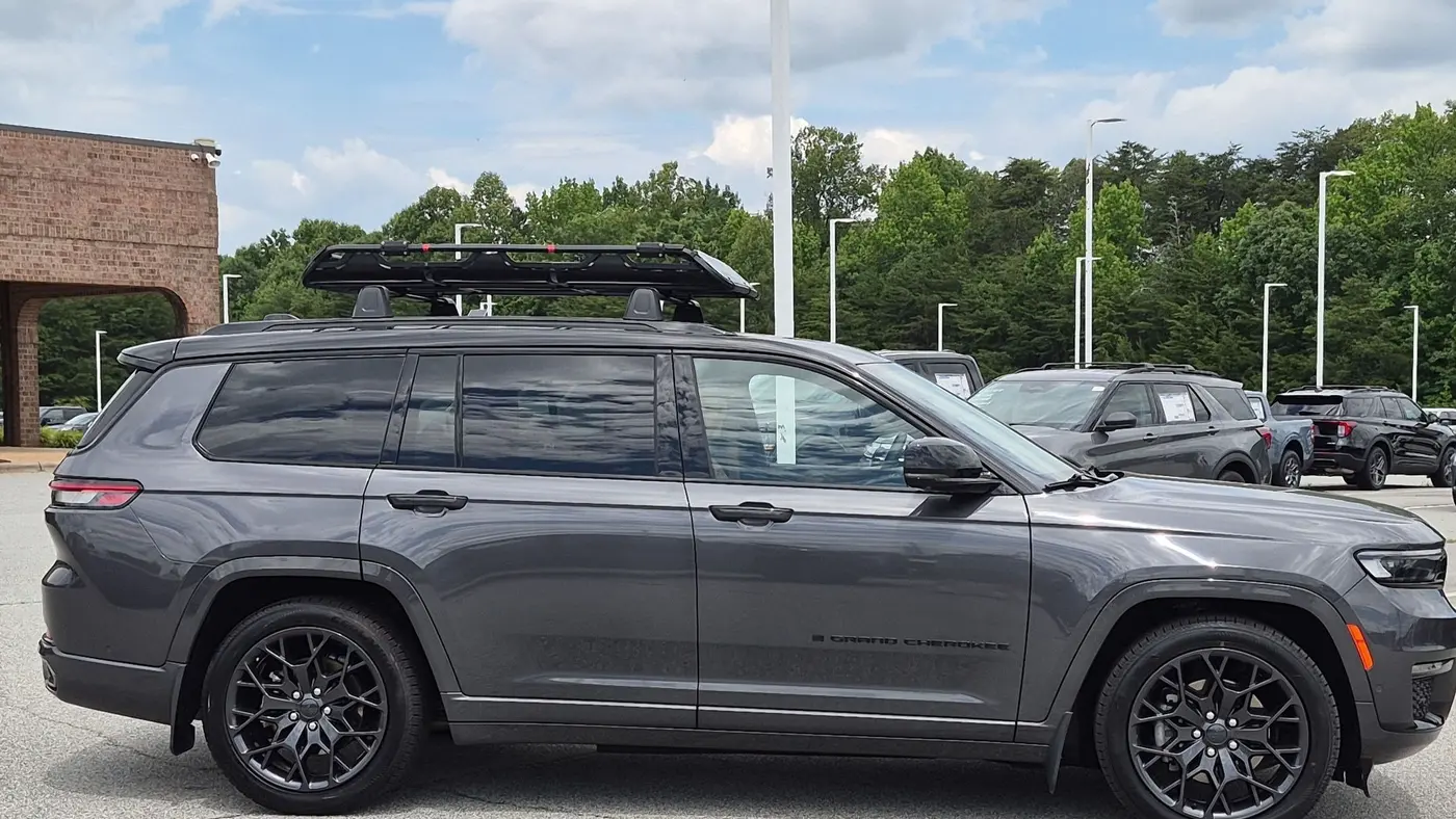 2023 Jeep Grand Cherokee L Summit