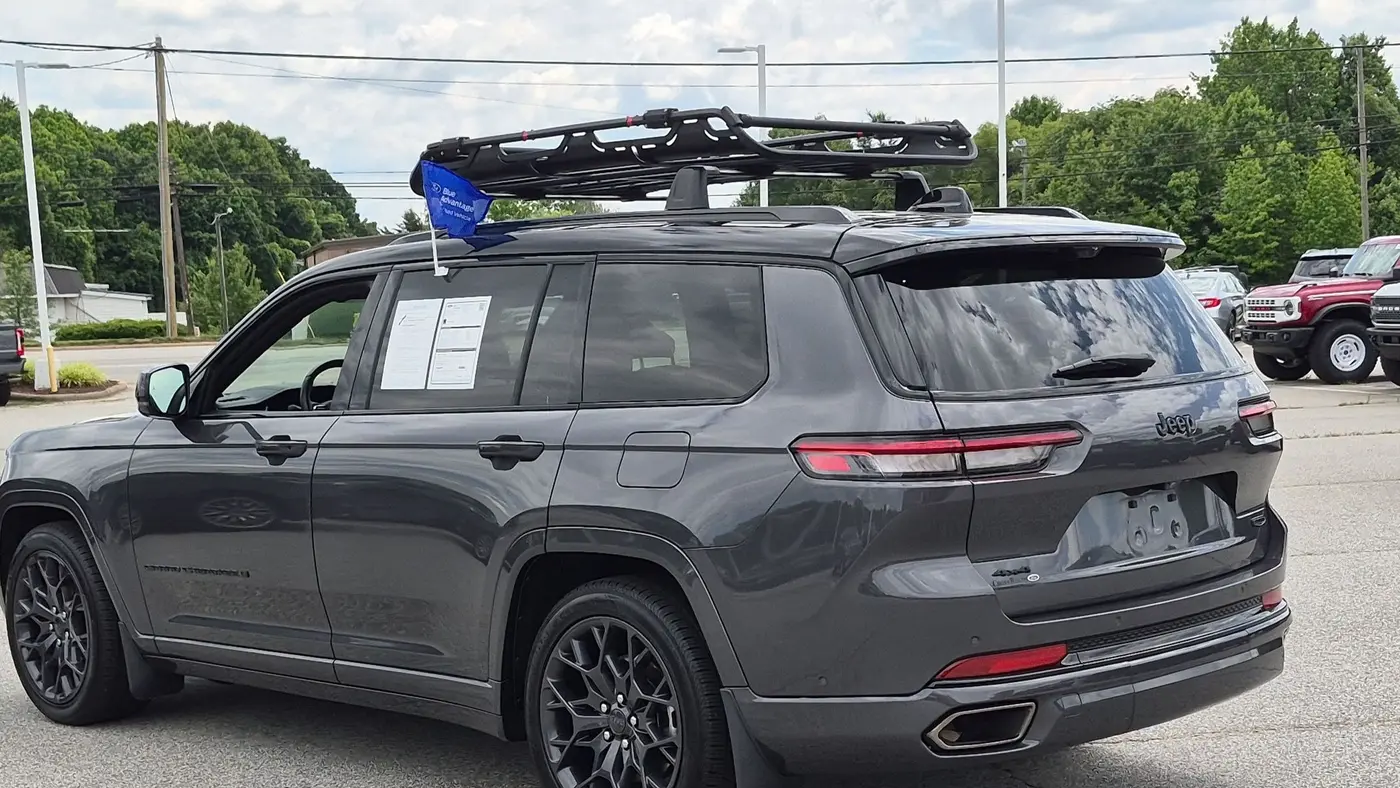 2023 Jeep Grand Cherokee L Summit
