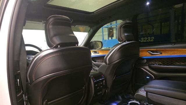 2022 Jeep Grand Cherokee L Summit