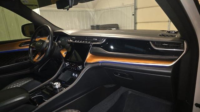 2022 Jeep Grand Cherokee L Summit