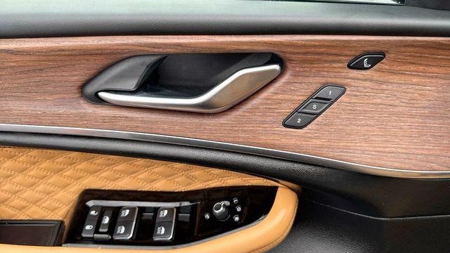 2023 Jeep Grand Cherokee L Summit