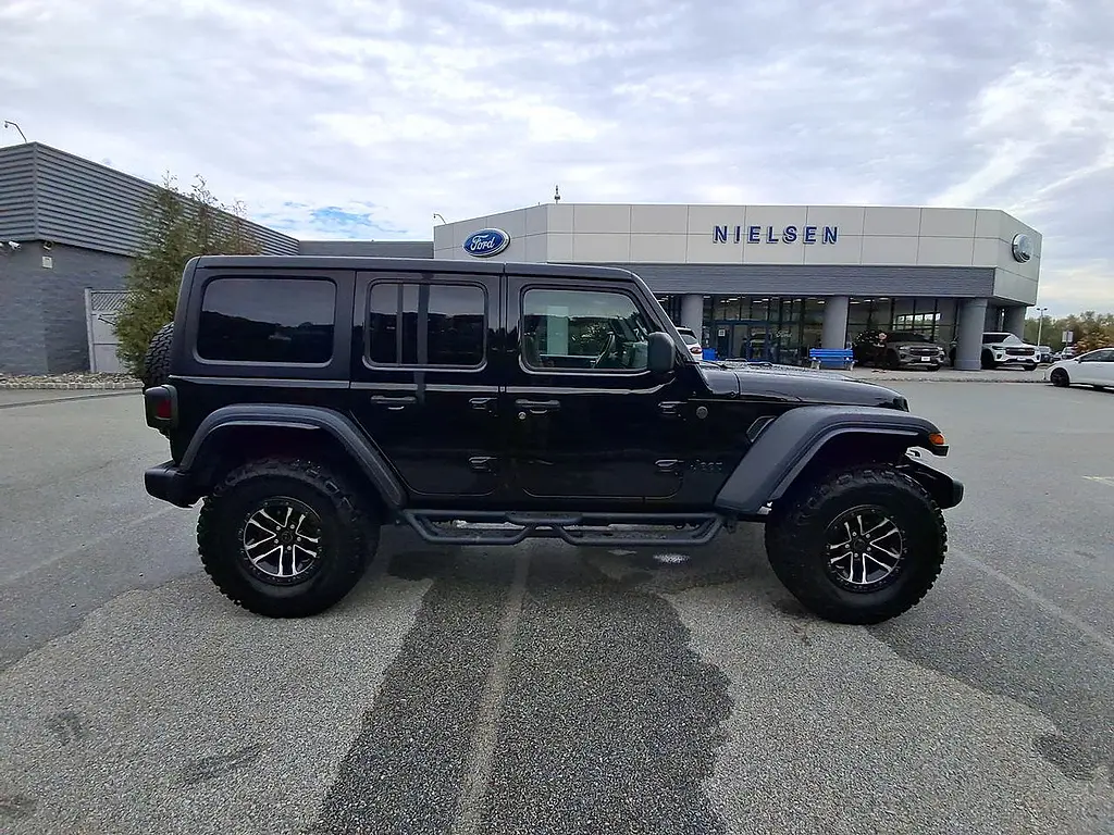 2024 Jeep Wrangler - $39,995