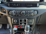 2025 Wrangler Thumbnail 20