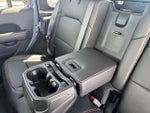 2025 Wrangler Thumbnail 24