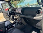 2025 Wrangler Thumbnail 35