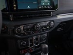 2025 Wrangler Thumbnail 26