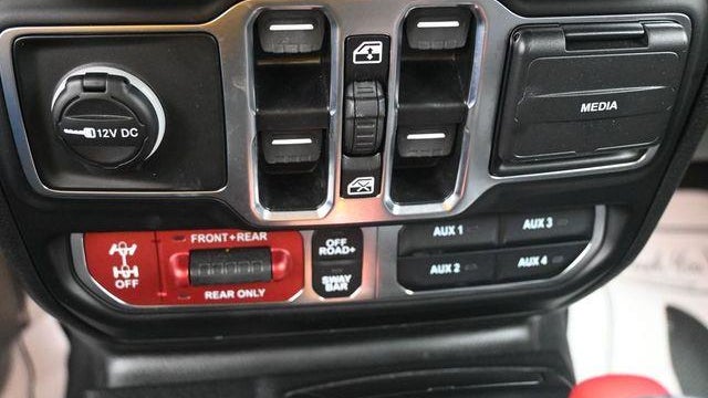2025 Jeep Wrangler Rubicon X