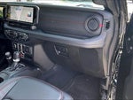 2025 Wrangler Thumbnail 13