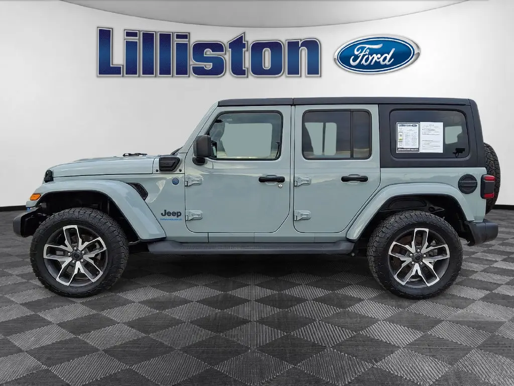 2024 Jeep Wrangler - $25,718