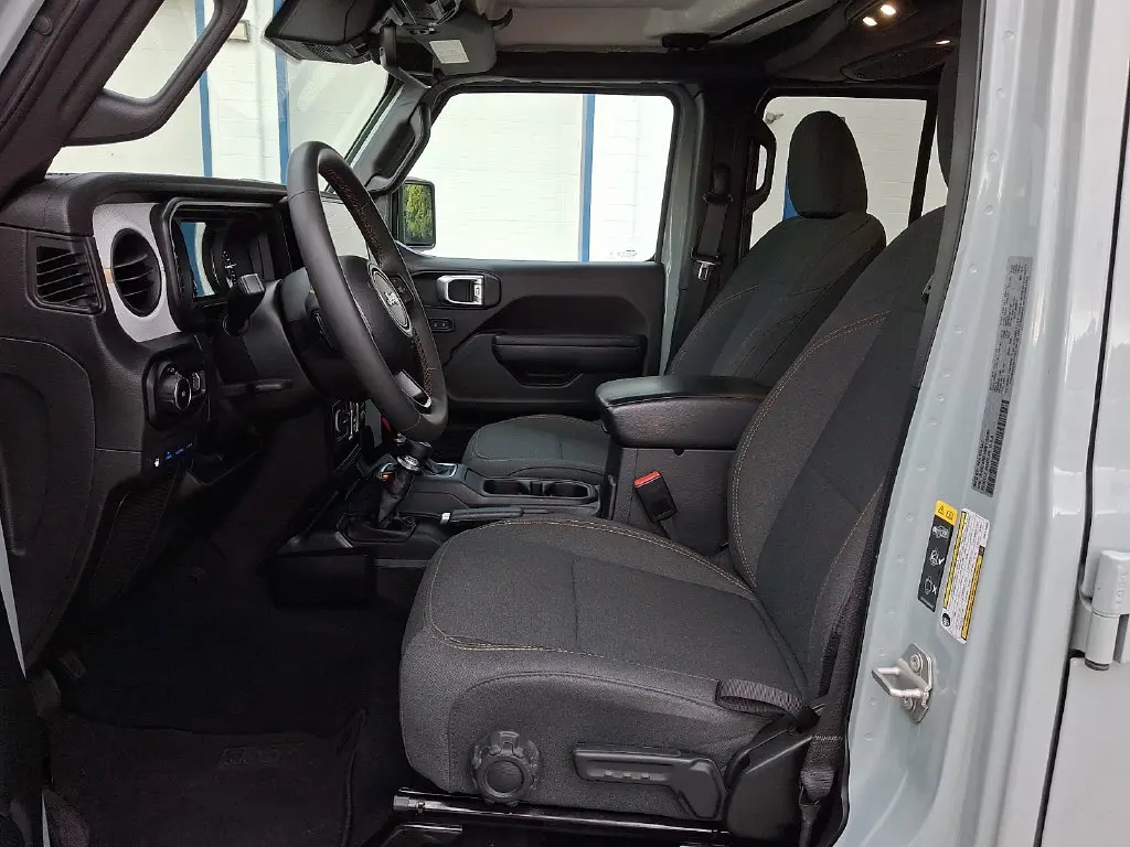 2024 Jeep Wrangler - $25,718