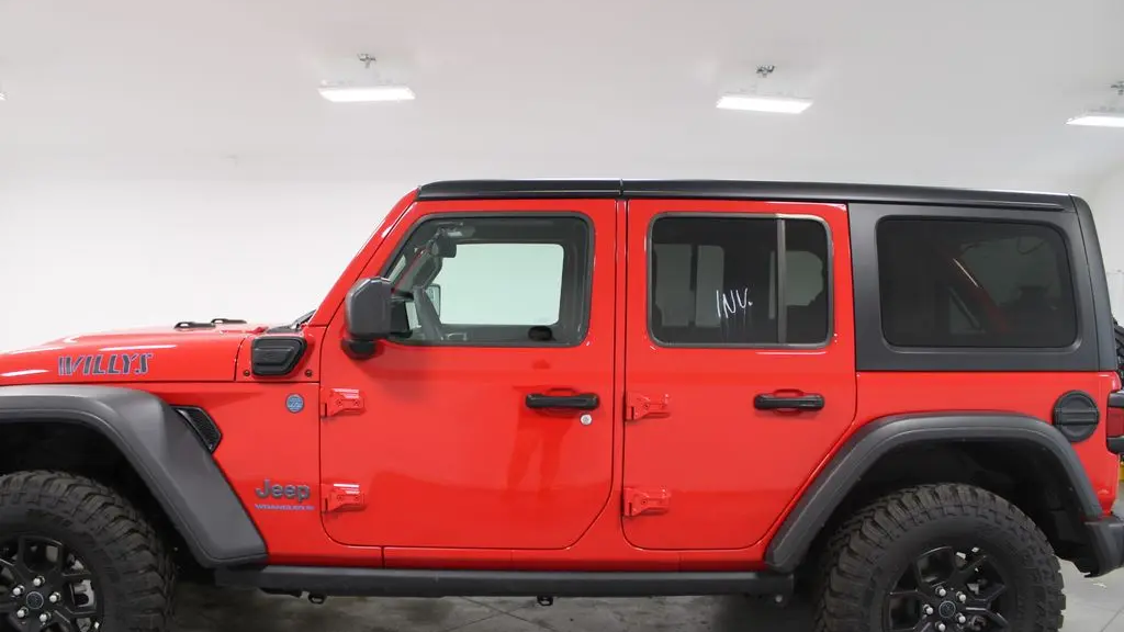 2025 Jeep Wrangler Willys '41 4xe