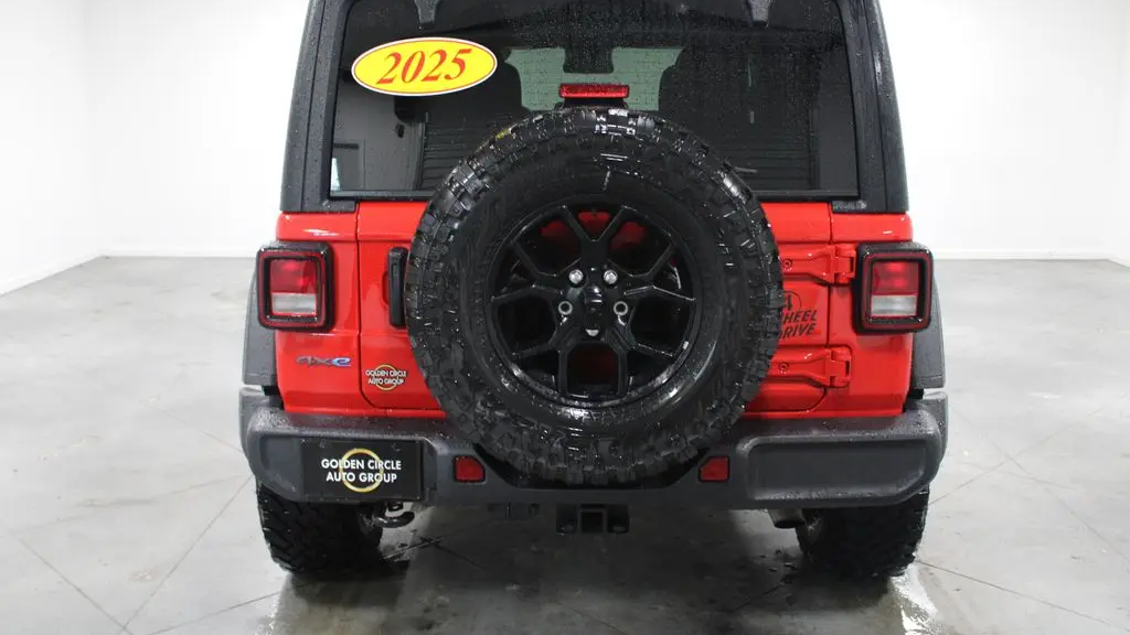 2025 Jeep Wrangler Willys '41 4xe