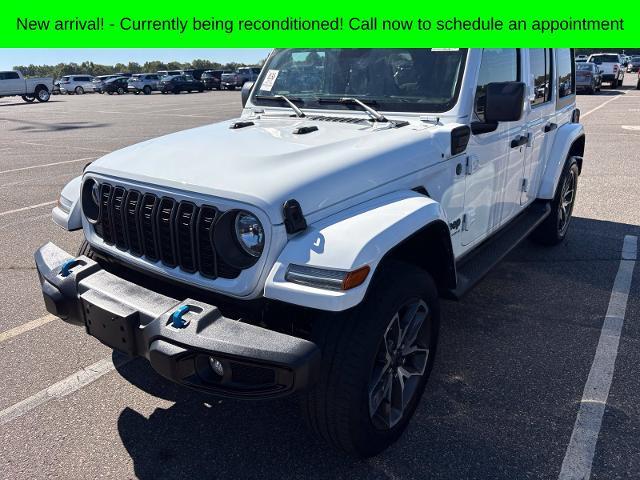 2024 Jeep Wrangler - $24,988