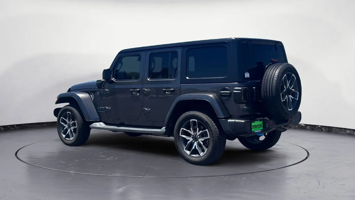 2024 Jeep Wrangler Willys 4xe