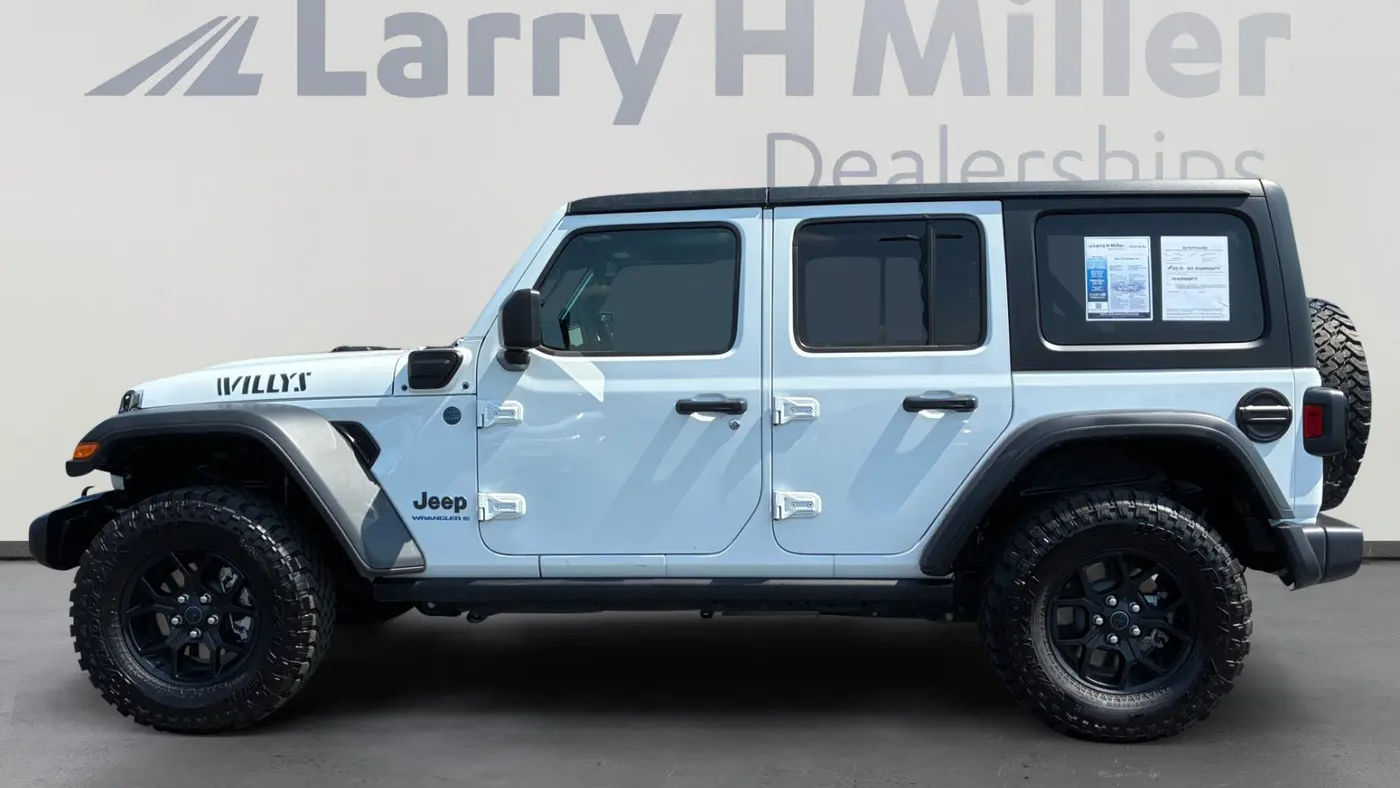 2025 Jeep Wrangler Willys '41 4xe